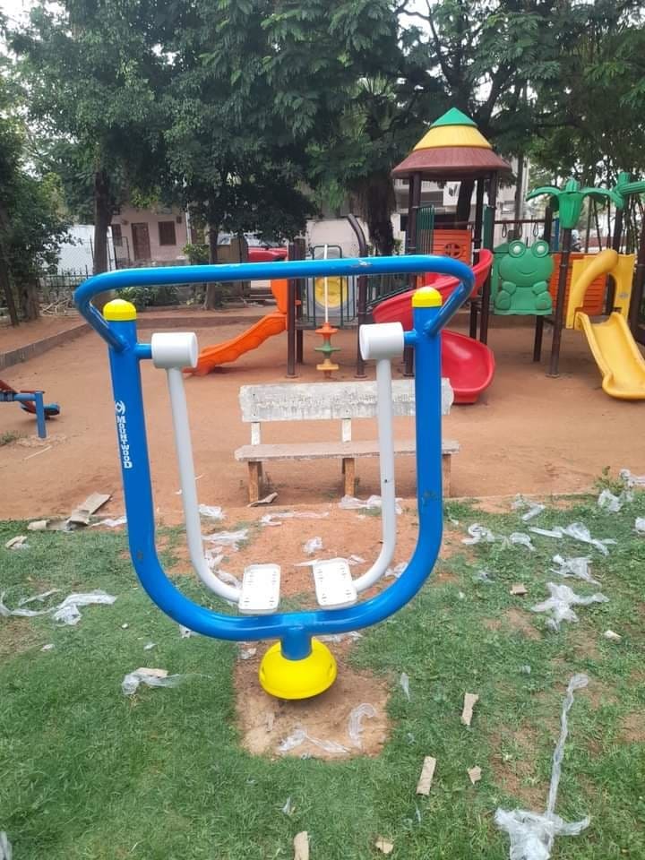 outdoor-gym-single-air-walker