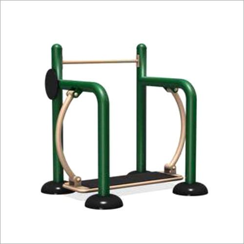 outdoor-gym-surfing-board